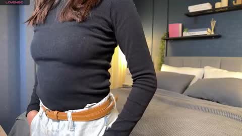 Snapshot of adrianochi_ chatting on September 17, 2025, 7:43 am adrianochi_ online show from September 17, 2025, 7:43 am