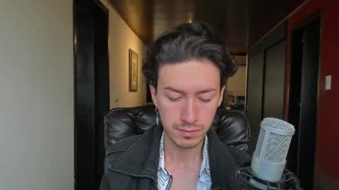 Adrian Williams online show from November 7, 2025, 4:40 pm