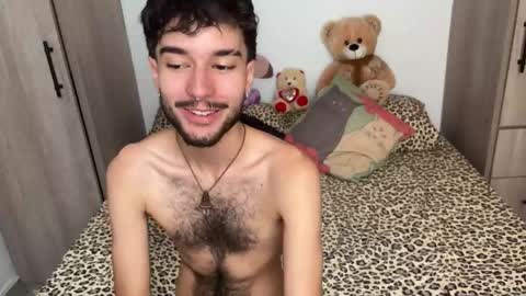 adrien_polo online show from April 18, 2026, 7:07 pm