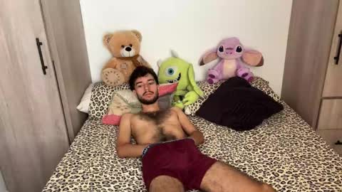 adrien_polo online show from April 22, 2026, 3:24 pm