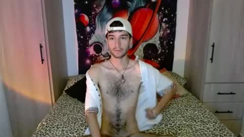adrien_polo online show from May 19, 2026, 11:44 pm