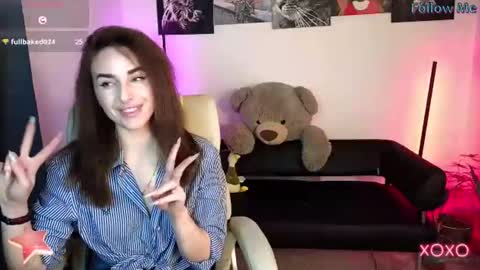 Adriana online show from February 11, 2025, 6:55 pm