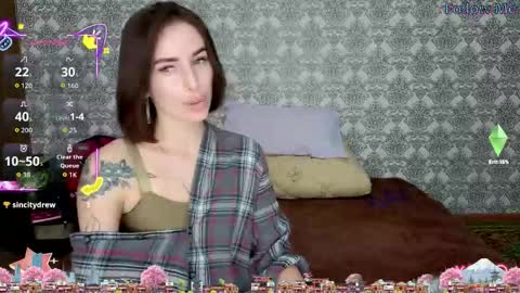 Adriana online show from September 25, 2025, 5:38 pm