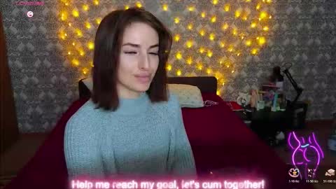 Adriana online show from December 15, 2025, 7:07 pm