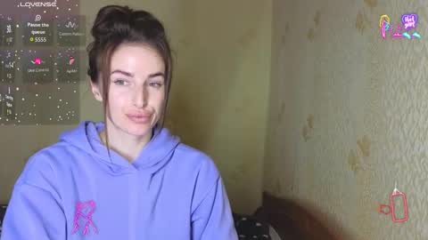 Adriana online show from March 25, 2026, 5:19 pm