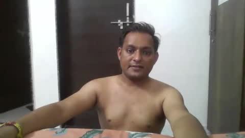 Snapshot of adudeandsexy chatting on May 9, 2026, 3:39 pm adudeandsexy online show from May 9, 2026, 3:39 pm