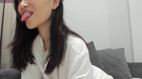 Aenie online show from January 27, 2025, 2:46 pm