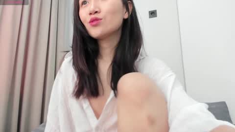 Aenie online show from February 17, 2025, 5:04 am