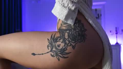 Aelia online show from February 6, 2026, 6:11 pm