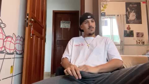 Luci online show from September 25, 2025, 8:45 pm