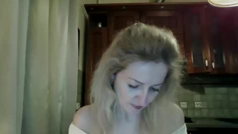 aeroliss online show from April 4, 2026, 6:49 pm