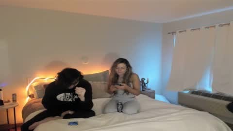 Niko online show from March 17, 2026, 1:54 am