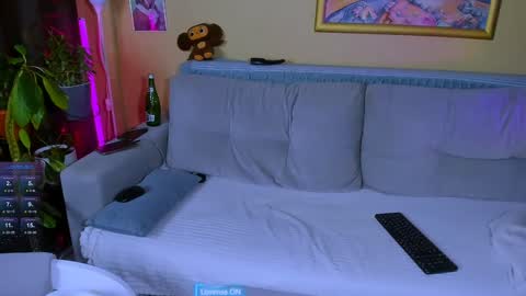 OneAfa online show from January 19, 2025, 8:51 pm