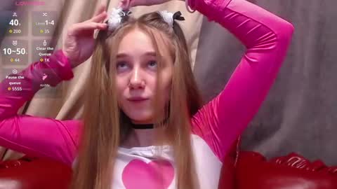 afeliya_shy online show from September 9, 2025, 7:13 pm