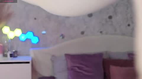 AffiinaLovsx online show from April 17, 2026, 3:31 am