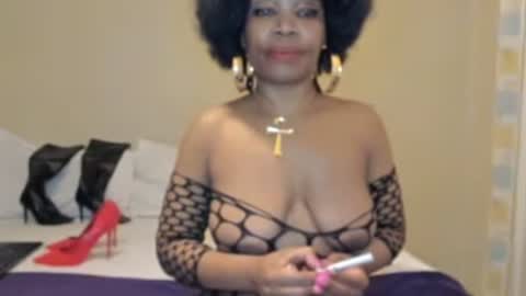 Snapshot of aficangagqueen chatting on July 29, 2026, 10:19 pm AfricanSquirtQueen online show from July 29, 2026, 10:19 pm