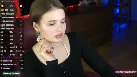 Afina online show from April 16, 2026, 9:39 pm