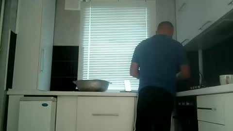 Sasha online show from September 22, 2025, 5:42 am