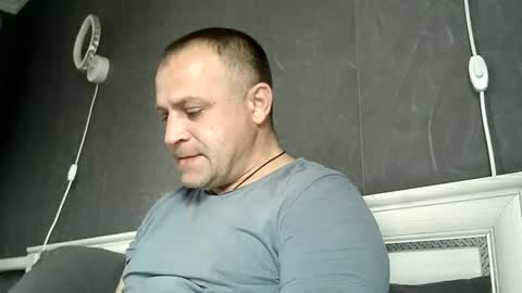 Sasha online show from November 16, 2025, 6:19 am