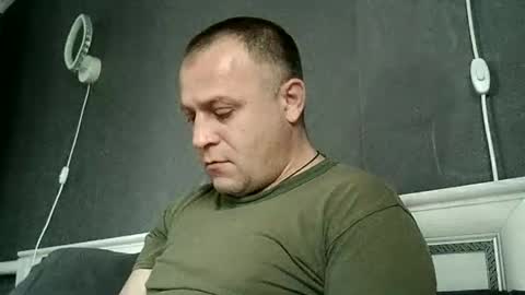 Sasha online show from December 14, 2025, 6:52 am