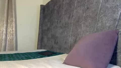 africansweerie20 online show from February 10, 2026, 12:37 am