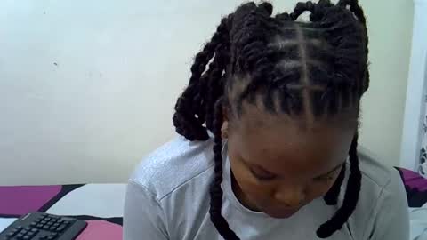 afrisayari online show from March 19, 2026, 12:20 pm