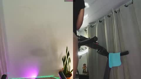 Afrodita P  online show from September 29, 2025, 9:47 am