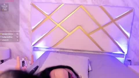 Snapshot of afrodita_scorpion chatting on March 5, 2025, 12:16 am AfroditaX online show from March 5, 2025, 12:16 am