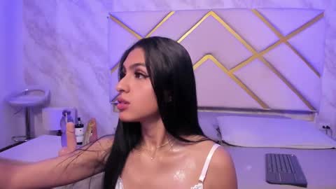 Snapshot of afrodita_scorpion chatting on March 10, 2025, 8:34 pm AfroditaX online show from March 10, 2025, 8:34 pm