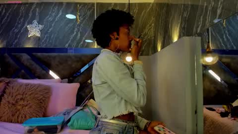 Afrodita  online show from February 4, 2026, 3:34 am