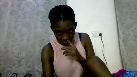 Snapshot of afronubians_ chatting on February 13, 2025, 5:37 am pink and josphen online show from February 13, 2025, 5:37 am