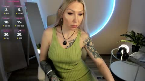 Snapshot of agata__poison chatting on November 19, 2025, 7:19 am Agata online show from November 19, 2025, 7:19 am