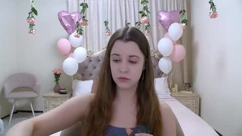 Snapshot of agataaisitt chatting on March 11, 2025, 12:11 am Agata Aisitt online show from March 11, 2025, 12:11 am