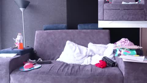 Snapshot of agatacollinsss chatting on September 16, 2025, 8:43 pm Agata Collinss online show from September 16, 2025, 8:43 pm