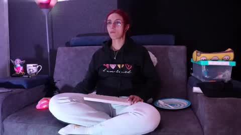 Snapshot of agatacollinsss chatting on September 26, 2025, 6:06 am Agata Collinss online show from September 26, 2025, 6:06 am