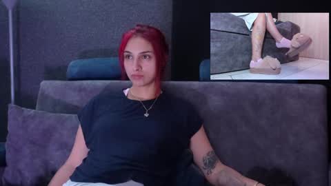 Snapshot of agatacollinsss chatting on October 1, 2025, 5:35 am Agata Collinss online show from October 1, 2025, 5:35 am