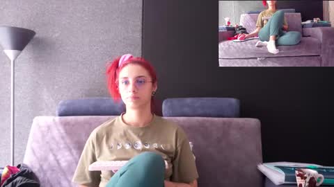 Snapshot of agatacollinsss chatting on October 4, 2025, 2:15 pm Agata Collinss online show from October 4, 2025, 2:15 pm