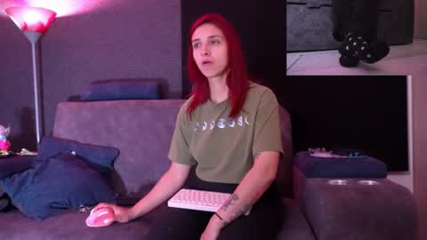 Snapshot of agatacollinsss chatting on November 2, 2025, 4:37 am Agata Collinss online show from November 2, 2025, 4:37 am