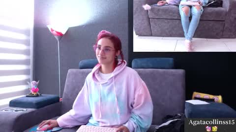 Snapshot of agatacollinsss chatting on November 28, 2025, 9:28 pm Agata Collinss online show from November 28, 2025, 9:28 pm