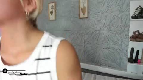 Snapshot of agatadelphine_mr chatting on July 14, 2026, 1:28 pm Agatadelphine online show from July 14, 2026, 1:28 pm