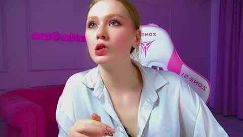 Snapshot of agatafoxley chatting on May 12, 2026, 6:38 pm AgataFoxley online show from May 12, 2026, 6:38 pm