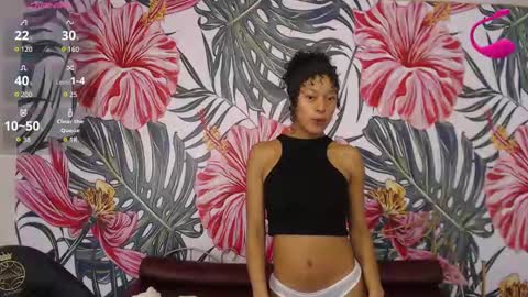 agatha_amaya online show from October 6, 2025, 12:57 pm