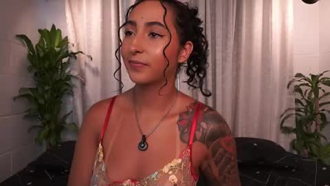 Snapshot of agatha_collinss chatting on May 29, 2026, 7:56 pm Val inst agatha clls online show from May 29, 2026, 7:56 pm