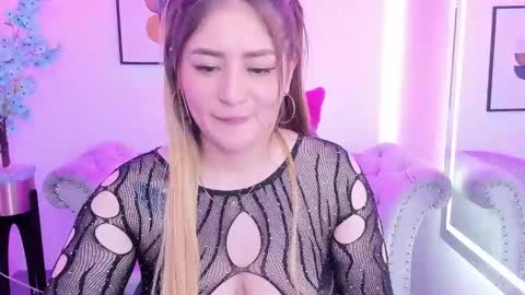 Snapshot of agatha_luxx chatting on March 12, 2025, 3:40 pm Agatha online show from March 12, 2025, 3:40 pm