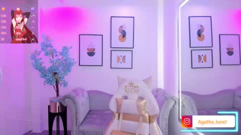 Snapshot of agatha_luxx chatting on September 13, 2025, 12:38 pm Agatha online show from September 13, 2025, 12:38 pm