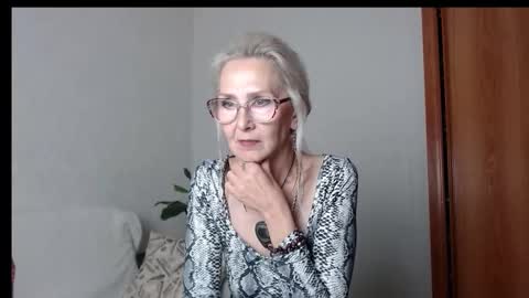 Agatha online show from September 17, 2025, 2:19 pm