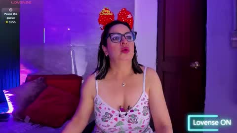 agatha_pleasure online show from December 18, 2025, 11:49 am