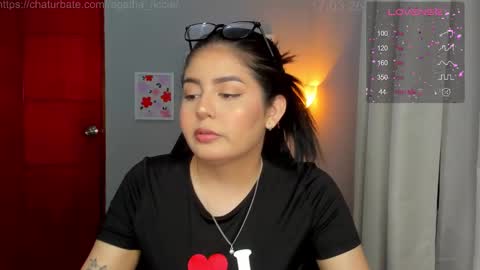 Cat online show from March 18, 2026, 4:15 am