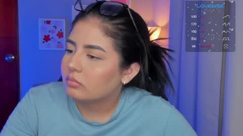 Cat online show from April 25, 2026, 4:26 am