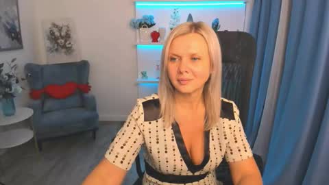 Snapshot of agathaklouin chatting on March 5, 2026, 7:21 pm Agatha online show from March 5, 2026, 7:21 pm